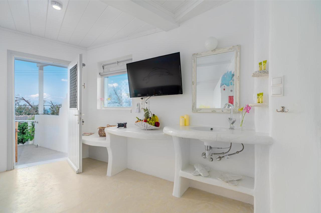 Bella View Mykonos Town Suites Экстерьер фото
